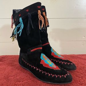 Southwest Boho Chic Suede Leather Moccasin Boots by L.J. Simone Hard to find VTG